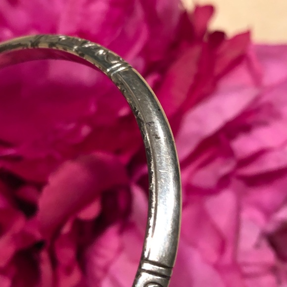 Brighton Scroll design Silver Tone Thin Bangle Bracelet - Picture 9 of 10